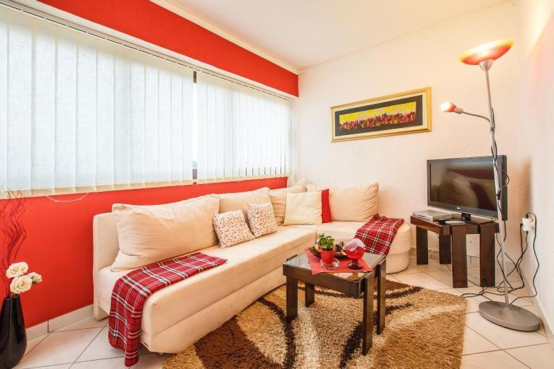 Apartmani Gilda Vrsar Exterior photo